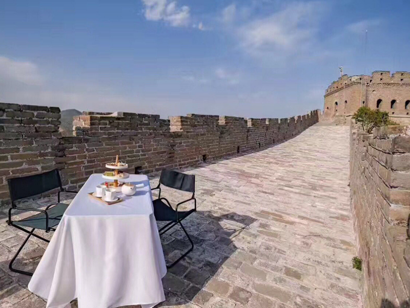 Breakfast on the Great Wall of China